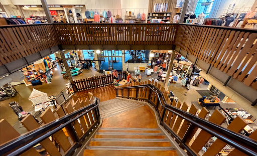 Clothing Store «L.L. Bean», reviews and photos, 1000 Ross Park Mall Dr, Pittsburgh, PA 15237, USA