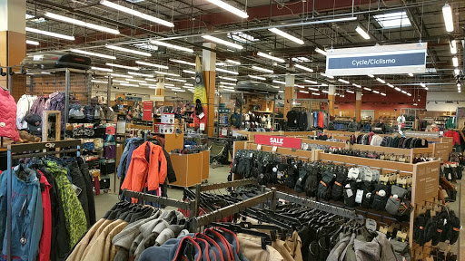 Camping Store «REI», reviews and photos, 279 Salem St, Reading, MA 01867, USA