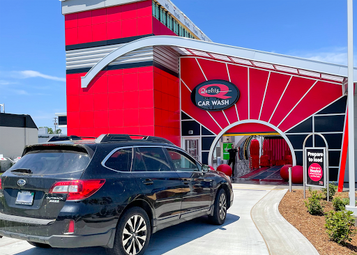 Quality Car Wash en Grand Haven