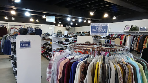 Thrift Store «Re-Uzit Shop of New Holland», reviews and photos, 707 W Main St, New Holland, PA 17557, USA