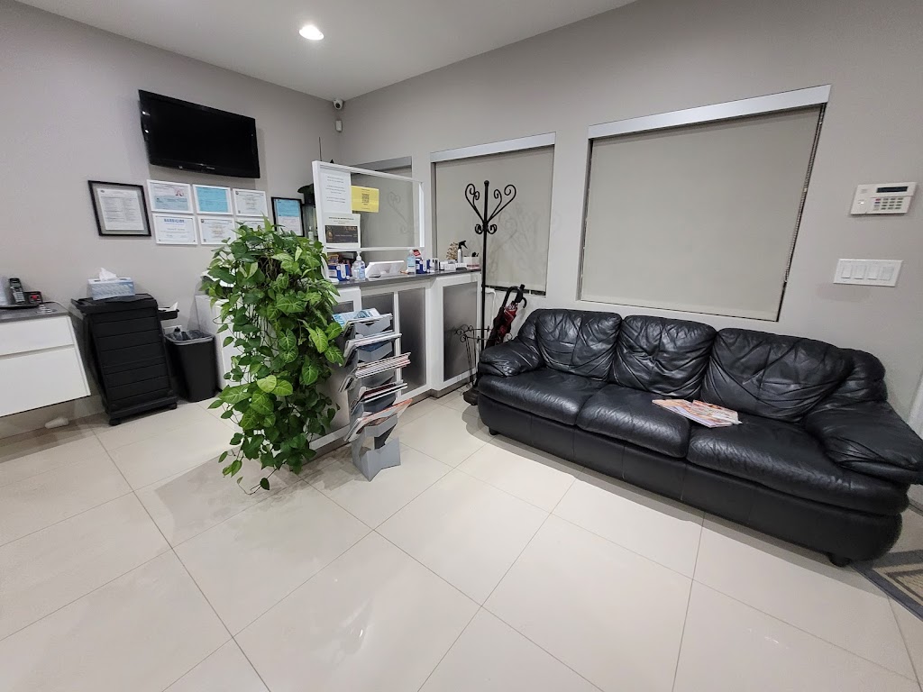 Clips Beauty Salon Hallandale Beach, FL 33009 Services and Reviews