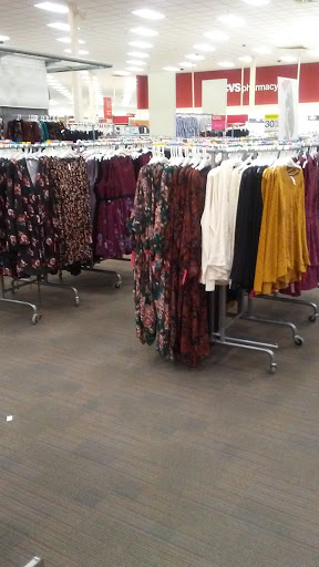 Shopping Mall «Richardson Square», reviews and photos, 501 S Plano Rd, Richardson, TX 75081, USA