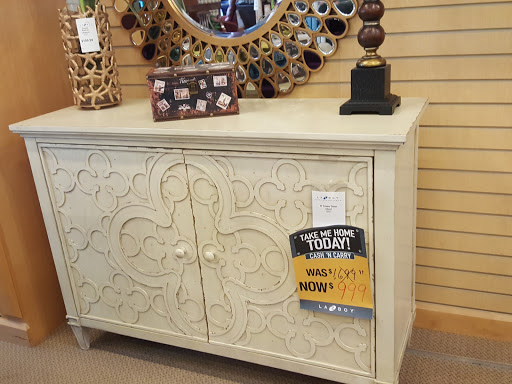 Furniture Store «La-Z-Boy Furniture Galleries», reviews and photos, 4116 Oleander Dr, Wilmington, NC 28403, USA