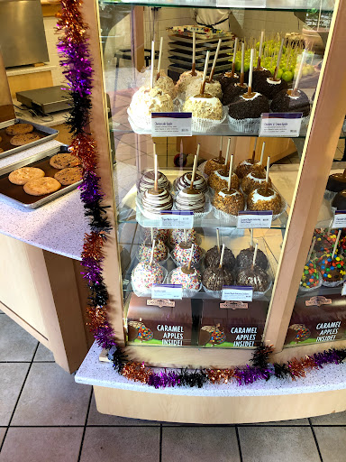 Chocolate Shop «Rocky Mountain Chocolate», reviews and photos, 522 River Walk St, San Antonio, TX 78205, USA