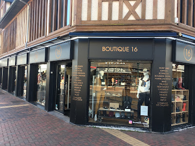Boutique 16 à Cabourg