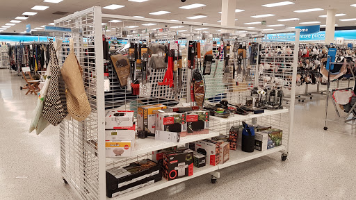 Clothing Store «Ross Dress for Less», reviews and photos, 6711 Westminster Ave, Westminster, CA 92683, USA