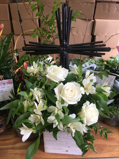 Florist «Adrian Durban Florists», reviews and photos, 6941 Cornell Rd, Cincinnati, OH 45242, USA