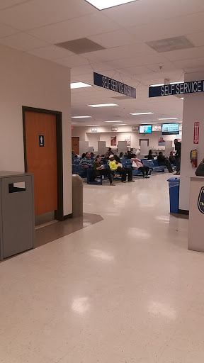 Shopping Mall «Hilltop Shopping Center», reviews and photos, 5400 Reisterstown Rd, Baltimore, MD 21215, USA