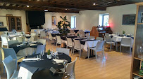Atmosphère du Restaurant français [ A' ] TABLE restaurant à Torcé - n°12