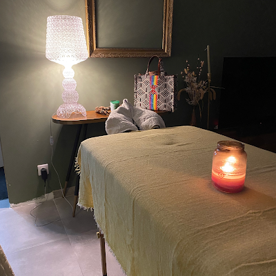 Léa Sun Massage bien être pour les Femmes /femmes enceintes/bébés/massage en entreprise/ à Nancy