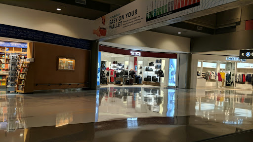 TUMI Store - Pittsburgh Airport