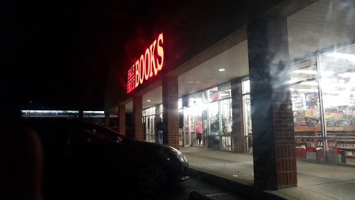 Book Store «Half Price Books», reviews and photos, 3185 Princeton Rd, Hamilton, OH 45011, USA