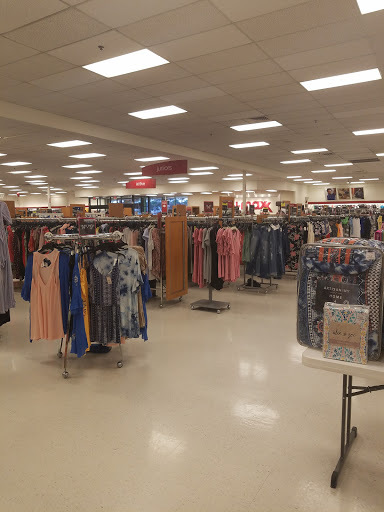 Department Store «T.J. Maxx», reviews and photos, 405 21St Miricle Mile Ext, Vero Beach, FL 32960, USA