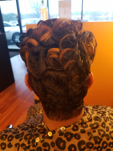 Beauty Salon «Upscale Salon & Weave Center», reviews and photos, 4447 Wade Green Rd, Kennesaw, GA 30144, USA