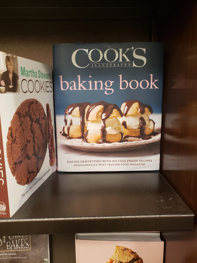 Book Store «Barnes & Noble Booksellers Hillside Village», reviews and photos, 305 Farm to Market Road 1382 #520, Cedar Hill, TX 75104, USA