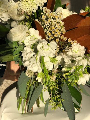 Florist «Westgate Flower & Plant Shop», reviews and photos, 841 S Oak Park Ave, Oak Park, IL 60304, USA