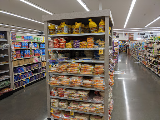 Grocery Store «Nugget Markets», reviews and photos, 5627 Paradise Dr, Corte Madera, CA 94925, USA