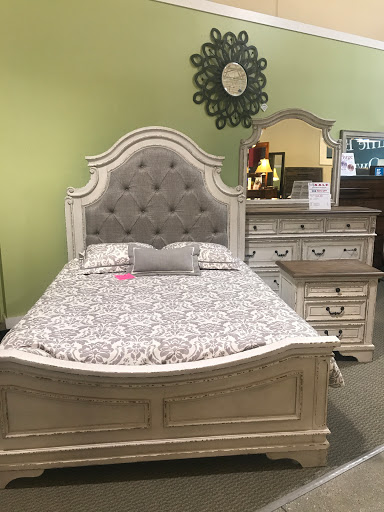 Furniture Store «Big Sandy Superstore», reviews and photos, 1858 N Memorial Dr, Lancaster, OH 43130, USA