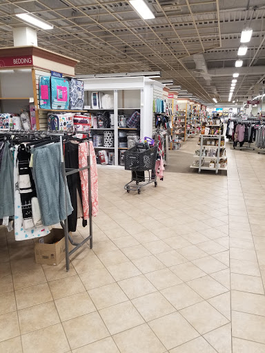 Clothing Store «Burlington Coat Factory», reviews and photos, 24 Wayne Hills Mall, Wayne, NJ 07470, USA