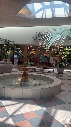 Shopping Mall «University Mall», reviews and photos, 1701 McFarland Blvd E Suite 100, Tuscaloosa, AL 35404, USA