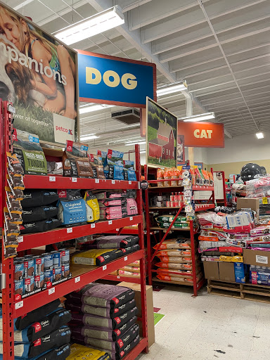 Pet Supply Store «Petco Animal Supplies», reviews and photos, 516 Valley Mall Pkwy, East Wenatchee, WA 98802, USA