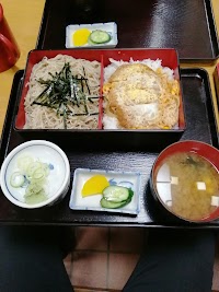 三幸そば店