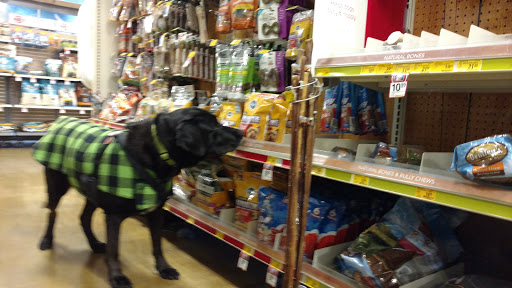 Pet Supply Store «PetSmart», reviews and photos, 745 W Huntington Dr, Monrovia, CA 91016, USA