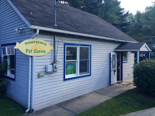 Woofstock Companion Animal Supply, 7 Elwyn Ln, Woodstock, NY 12498, USA, 