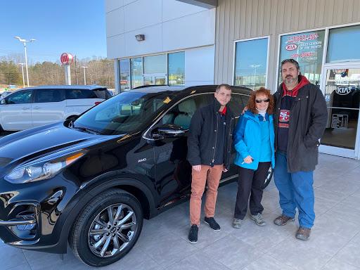 Car Dealer «Cumberland Kia», reviews and photos, 1560 Interstate Dr, Cookeville, TN 38501, USA