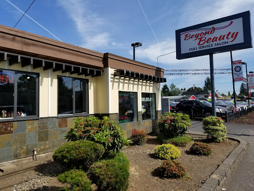 Beauty Salon «Beyond Beauty At 82nd», reviews and photos, 110 NE 82nd Ave, Portland, OR 97220, USA