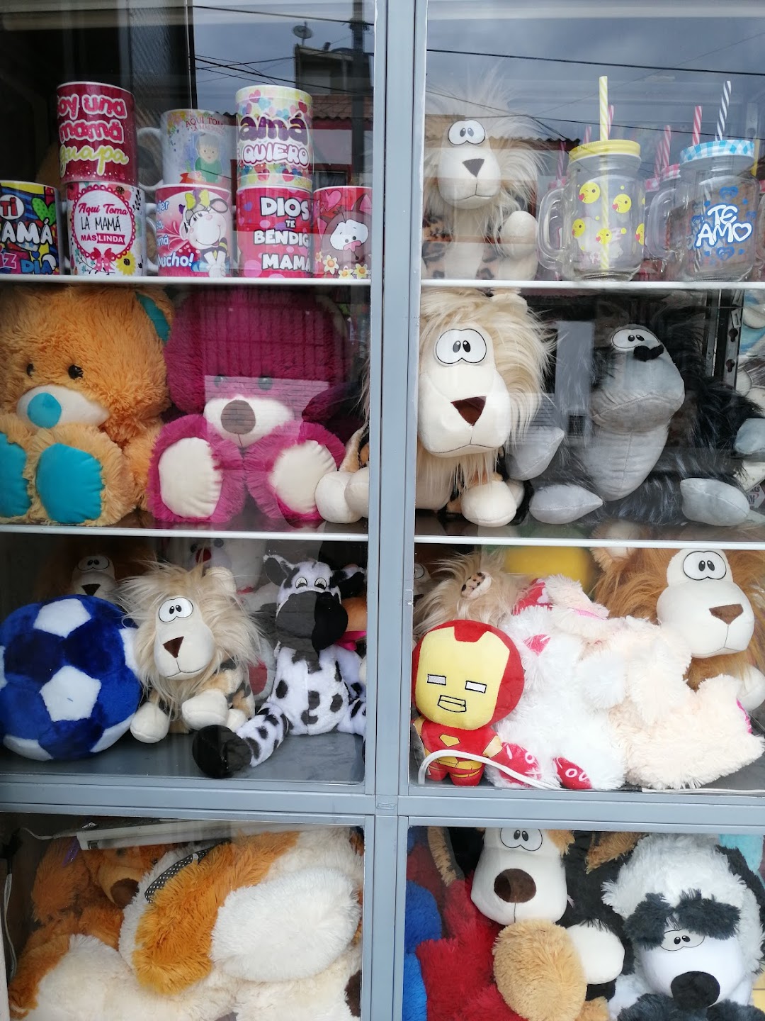 Piñateria y Tienda de Detalles Hora Loca Sorpresitas