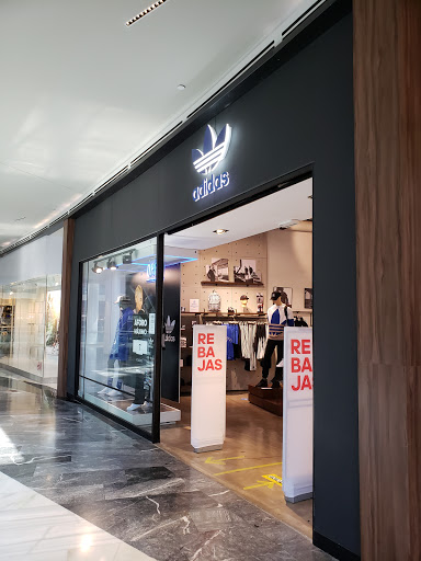 Messi clothing shops in Monterrey