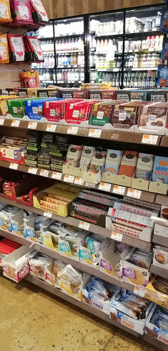 Supermarket «Foodcellar & Co.», reviews and photos, 43-18 Crescent St, Long Island City, NY 11101, USA