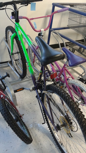 Thrift Store «Goodwill of North Georgia: Snellville Store and Donation Center», reviews and photos, 2340 Ronald Reagan Pkwy, Snellville, GA 30078, USA