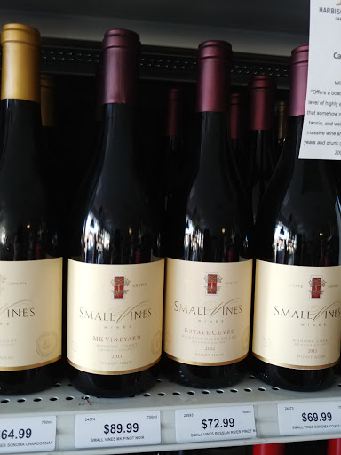 Liquor Store «Shrewsbury Liquor», reviews and photos, 230 Shrewsbury Plaza, Shrewsbury, NJ 07702, USA