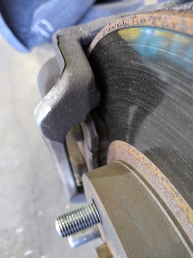 Tire Shop «Discount Tire Store - Tigard, OR», reviews and photos, 11462 SW Pacific Hwy, Tigard, OR 97223, USA