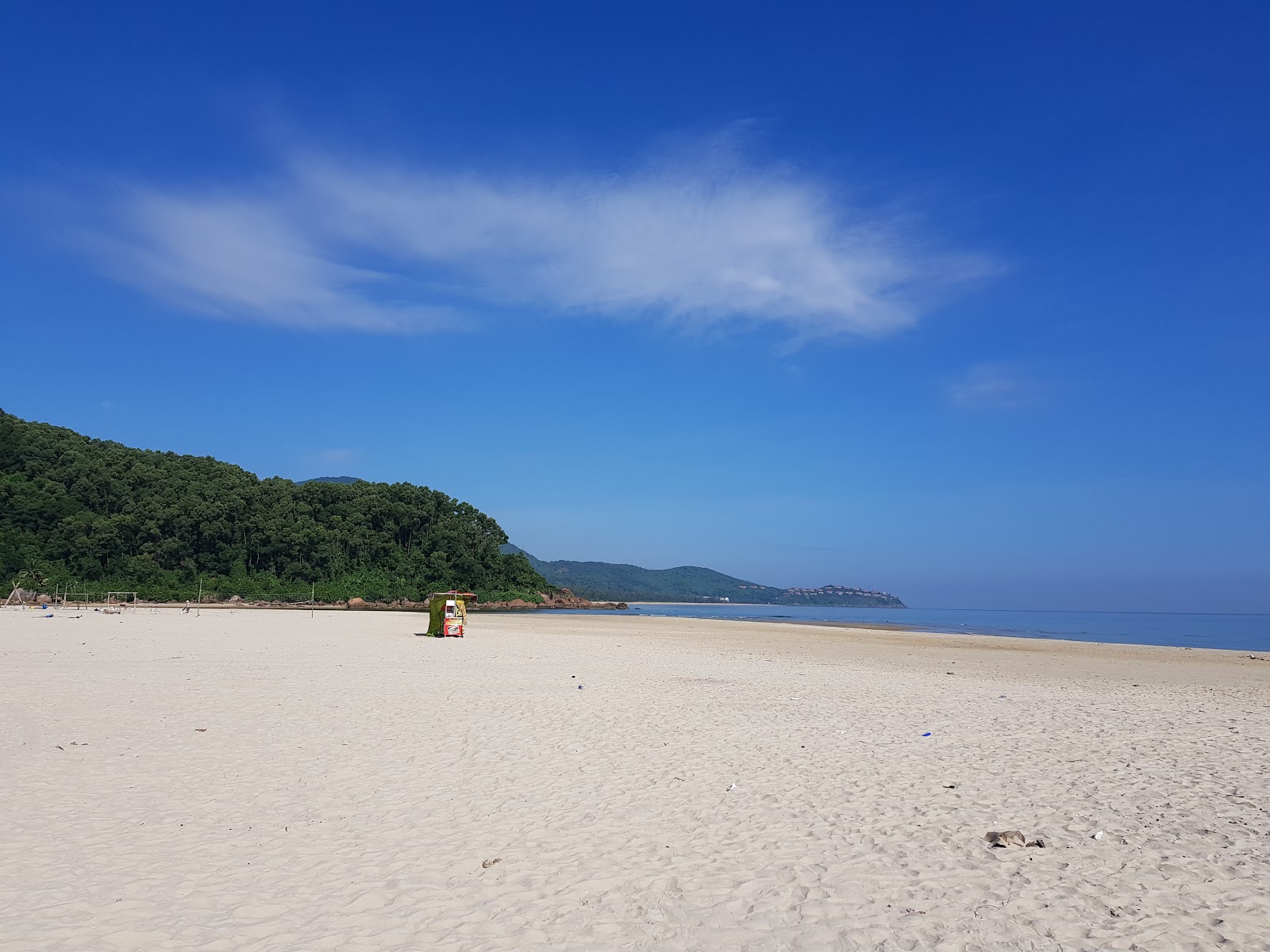 Foto von Canh Duong Beach mit sehr sauber Sauberkeitsgrad