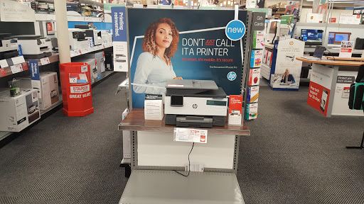 Office Supply Store «Staples», reviews and photos, 7708 Richmond Hwy, Alexandria, VA 22306, USA