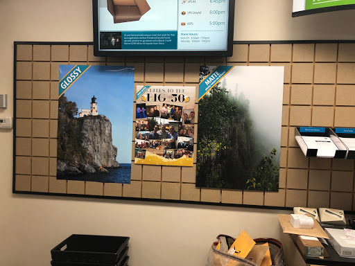 Shipping and Mailing Service «The UPS Store», reviews and photos, 5115 Excelsior Blvd, St Louis Park, MN 55416, USA