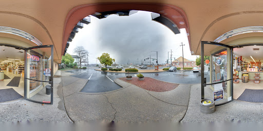 Liquor Store «Wilibees Wines & Spirits-Petaluma», reviews and photos, 309 Lakeville St, Petaluma, CA 94952, USA