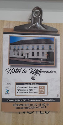 Photos du propriétaire du Hotel Restaurant La Roseraie à Dompierre-sur-Besbre - n°3