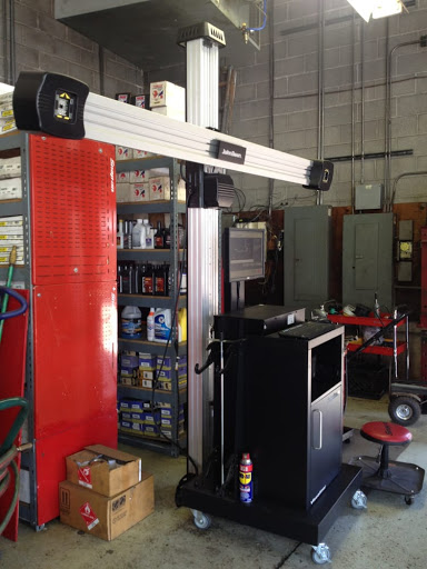 Auto Repair Shop «Chicago A+ Auto Repair», reviews and photos, 3751 W North Ave, Chicago, IL 60647, USA