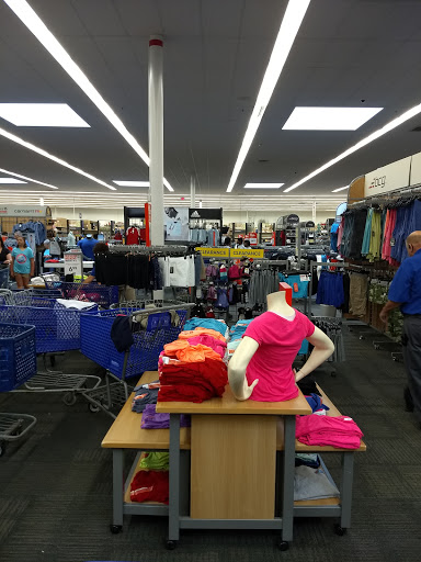Sporting Goods Store «Academy Sports + Outdoors», reviews and photos, 4232 Ambassador Caffery Pkwy, Lafayette, LA 70508, USA