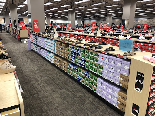Shoe Store «Off Broadway Shoe Warehouse», reviews and photos, 4380 Ontario Mills Pkwy, Ontario, CA 91764, USA