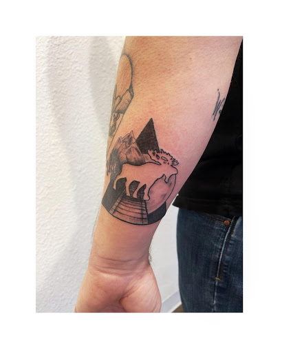 Explore luna name tattoo ideas, creative tattoo ideas in Moline, available at ARTIST AIMEE TATTOOS - AF Tattoo Studio