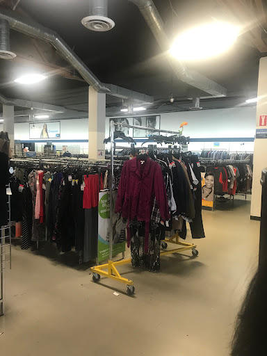 Donations Center «Goodwill Store & Donation Center», reviews and photos