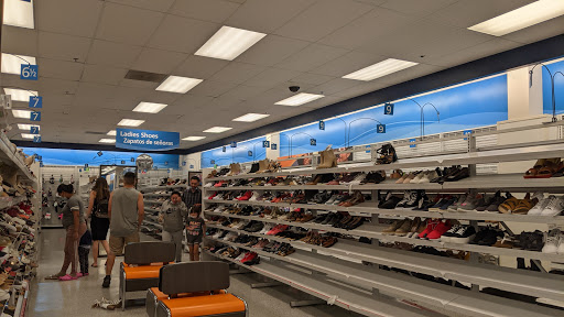 Clothing Store «Ross Dress for Less», reviews and photos, 6507 Fallbrook Ave, West Hills, CA 91307, USA