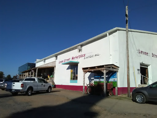 Antique Store «Levee Street Market Place», reviews and photos, 1001 Levee St, Vicksburg, MS 39183, USA