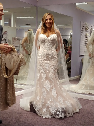 Bridal Shop «Lavender Bridal Salon», reviews and photos, 218 W 3rd St, Dover, OH 44622, USA