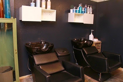 Beauty Salon «Salon Ado», reviews and photos, 1813 W 45th St, Kansas City, MO 64111, USA